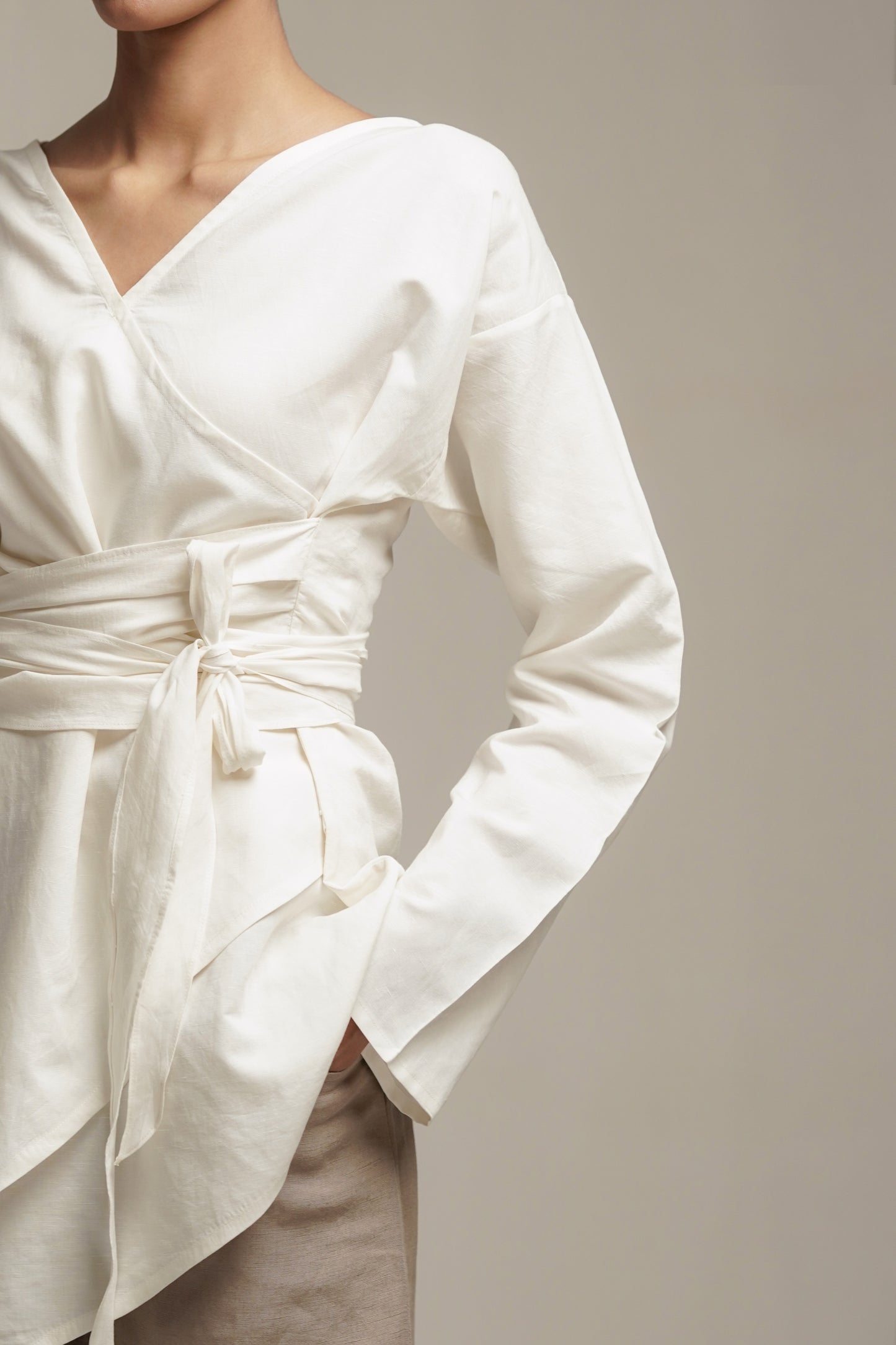Yumi White Linen Tie Top